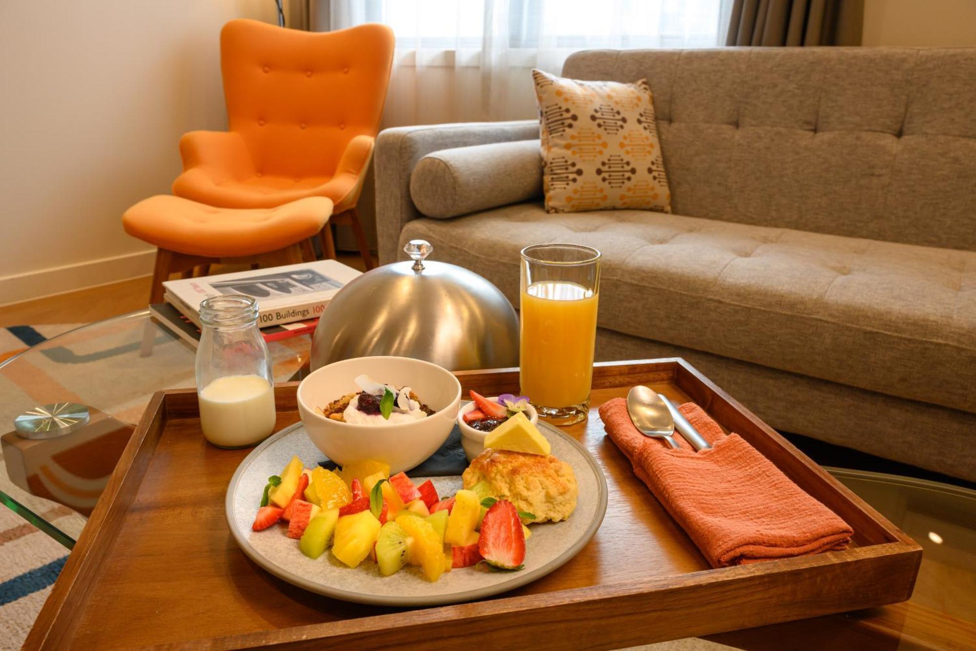 Ohtel Auckland Exterior foto Room service